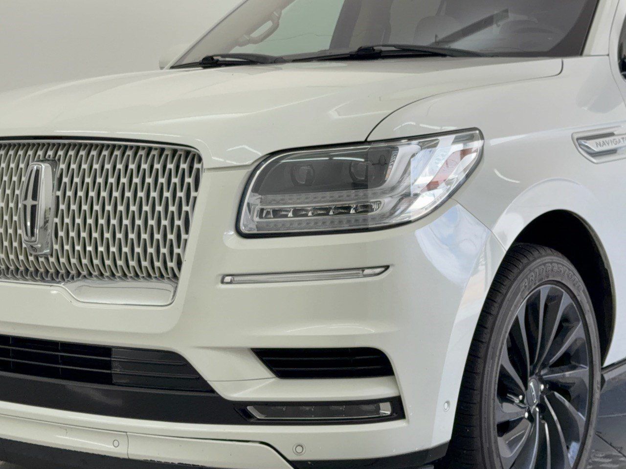Used 2020 Lincoln Navigator Reserve w/ Equipment Group 208A Reserve AWD/4WD image 12