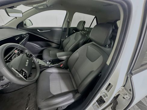Used 2023 Kia Niro Wind w/ Wind Preserve Package FWD image 13