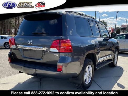 Used 2013 Toyota Land Cruiser image 7