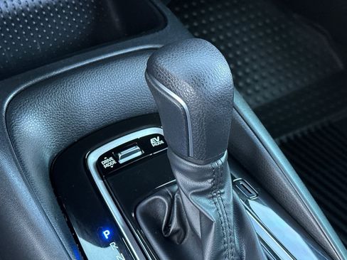 Used 2025 Toyota Corolla SE image 22