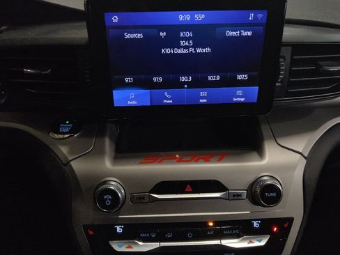 Used 2021 Ford Explorer XLT RWD image 25