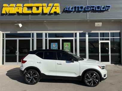 Used 2021 Volvo XC40 T5 R-Design