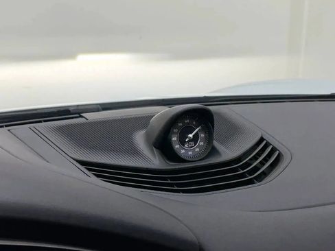 Used 2021 Porsche Taycan Turbo S AWD/4WD image 31