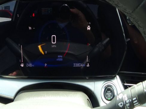 Used 2025 Chevrolet Trax LT w/ LT Convenience Package FWD image 22