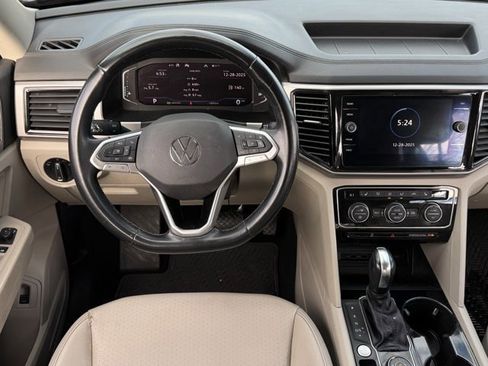 Used 2021 Volkswagen Atlas SEL image 12