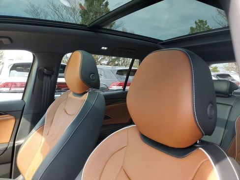 New 2026 Volkswagen Tiguan SEL R-Line image 16