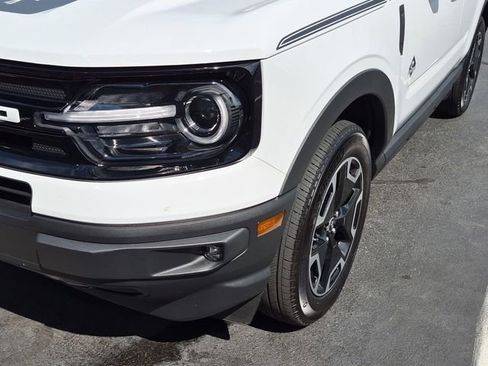 Used 2024 Ford Bronco Sport Outer Banks w/ Tech Package AWD/4WD image 9