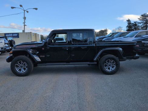 New 2026 Jeep Gladiator Mojave AWD/4WD image 5