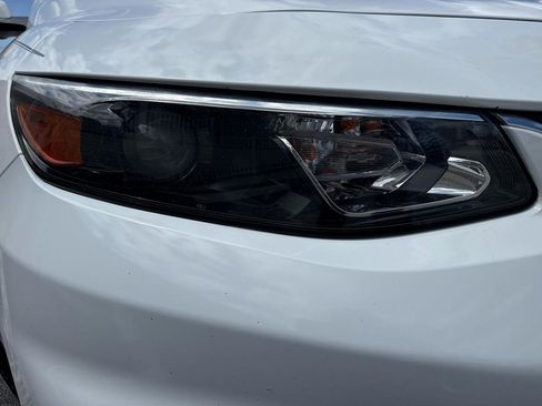 Used 2018 Chevrolet Malibu LT FWD image 46