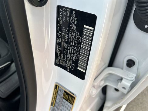 New 2026 Hyundai Venue SEL image 32