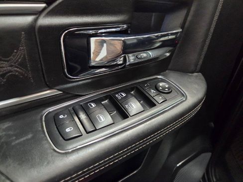 Used 2016 RAM 2500 Limited image 36