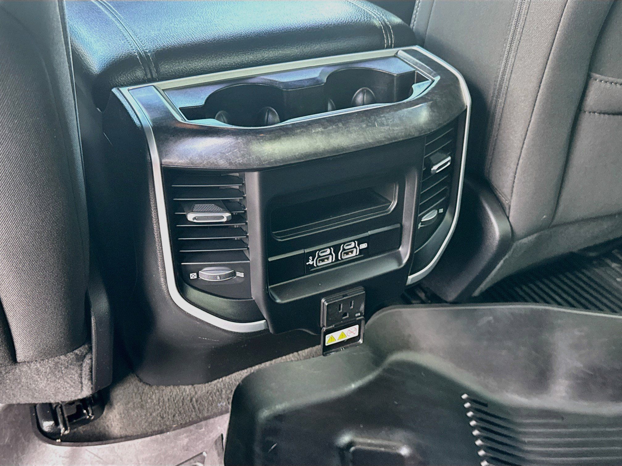 Used 2020 RAM 1500 Big Horn AWD/4WD image 27