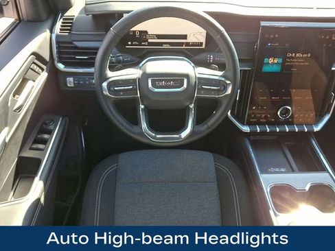 Used 2025 GMC Acadia Elevation image 16