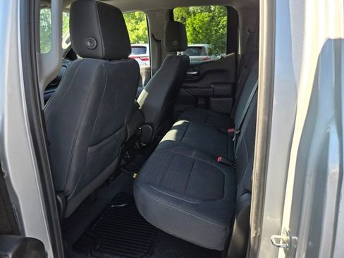 Used 2019 Chevrolet Silverado 1500 LT AWD/4WD image 12