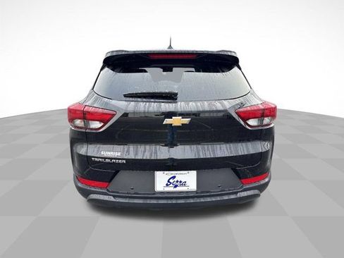 New 2026 Chevrolet TrailBlazer LS w/ LS Convenience Package FWD image 8