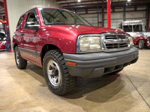 Used 1999 Chevrolet Tracker 2WD Convertible w/ Preferred Equipment Group 2 image 12