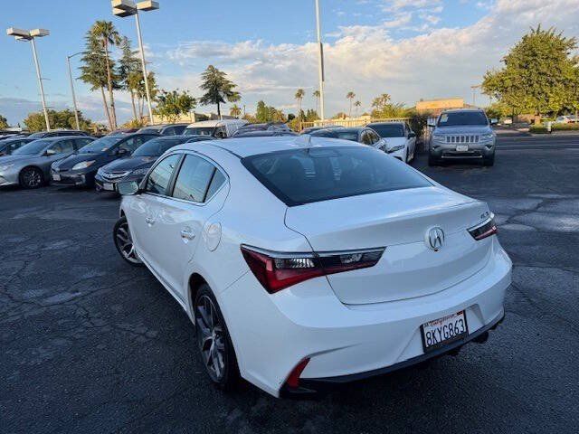 Used 2019 Acura ILX w/ Premium Package FWD image 5