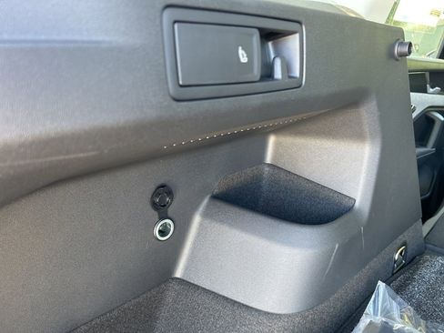 New 2026 Volkswagen Tiguan S image 31