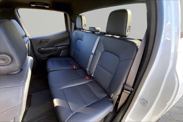 Used 2024 Chevrolet Colorado W/T RWD image 16