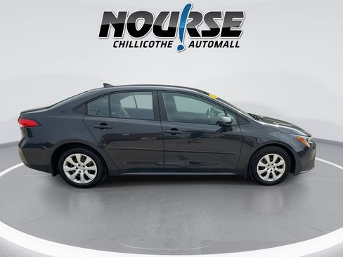 Used 2024 Toyota Corolla LE FWD image 9