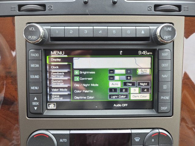 Used 2011 Lincoln Navigator 4WD image 29
