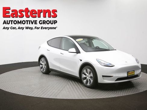 Used 2020 Tesla Model Y Long Range image 46