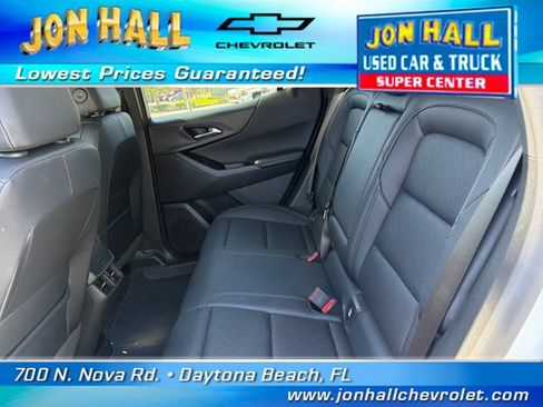 Used 2025 Chevrolet Equinox LT w/ Convenience Package II FWD image 18