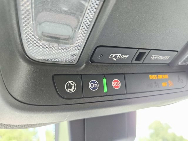 Certified 2022 Chevrolet Equinox RS w/ Infotainment Package FWD image 29