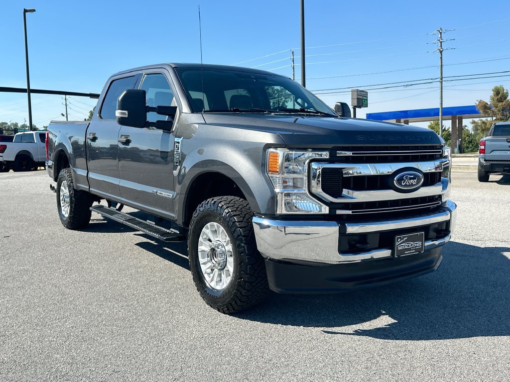 Used 2020 Ford F250 XLT AWD/4WD image 2