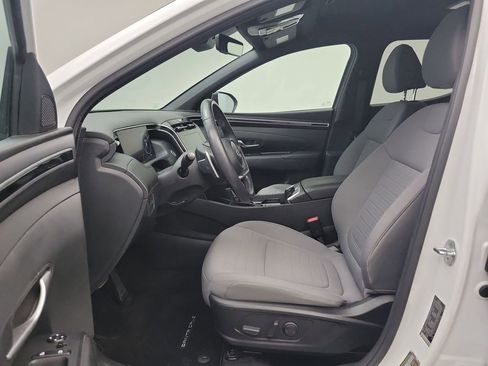 Used 2022 Hyundai Santa Cruz SEL Premium image 4