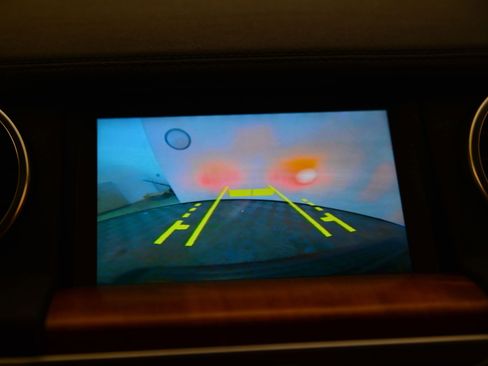 Used 2016 Land Rover LR4 image 27