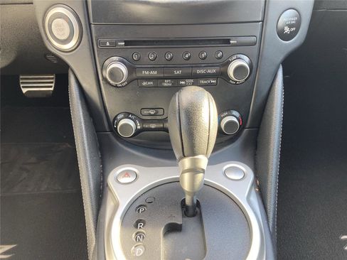 Used 2019 Nissan 370Z Touring Sport image 16