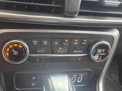 Used 2021 Ford EcoSport SE w/ SE Convenience Package AWD/4WD image 32