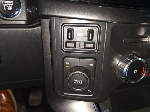 Used 2022 Ford F150 XLT w/ Equipment Group 302A High AWD/4WD image 13