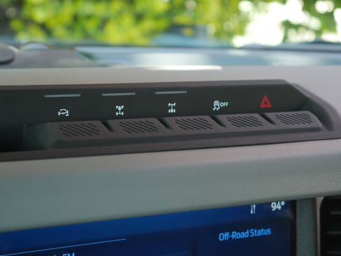 Certified 2023 Ford Bronco Badlands AWD/4WD image 12