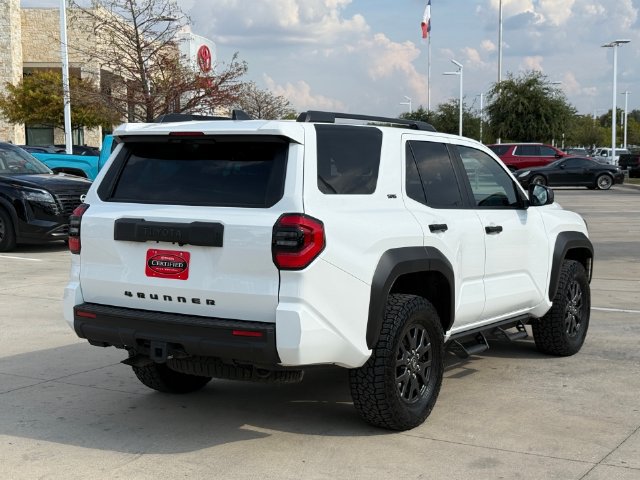 Used 2025 Toyota 4Runner SR5 AWD/4WD image 2
