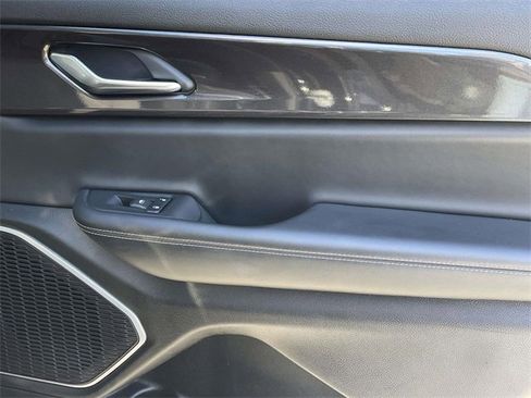 Used 2022 Jeep Grand Cherokee L Laredo w/ Luxury Tech Group I image 20