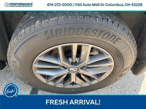 Used 2021 Nissan Rogue S FWD image 11