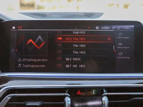 Used 2019 BMW X5 xDrive50i w/ M Sport Package image 37