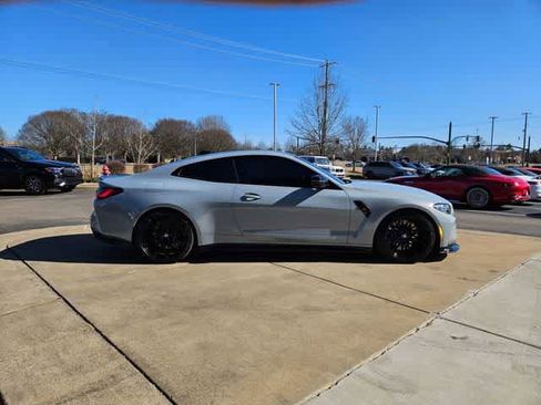 Used 2022 BMW M4 Coupe image 9