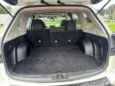 Used 2019 Subaru Forester Premium AWD/4WD image 16