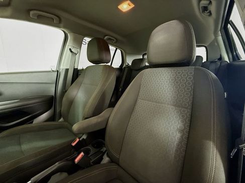 Used 2020 Chevrolet Trax LS w/ Tint and Cruise Package image 20