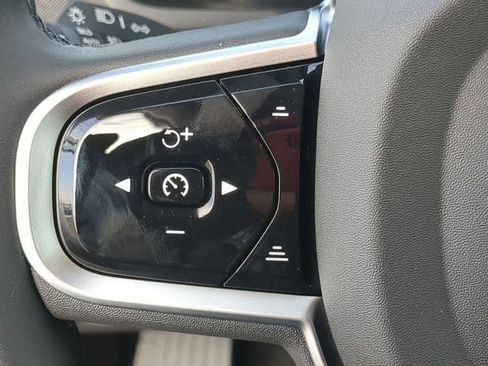 New 2026 Volvo XC90 B6 Plus w/ Protection Package Premier image 24