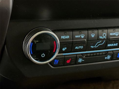 Used 2019 Ford Expedition Platinum image 15