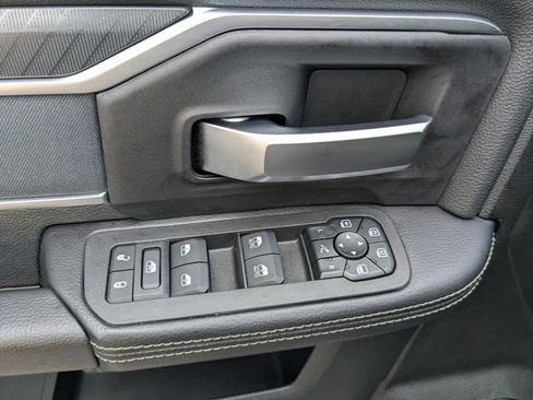 Used 2026 RAM 2500 Big Horn AWD/4WD image 23