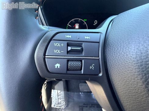 Used 2025 Honda CR-V Sport-L image 23