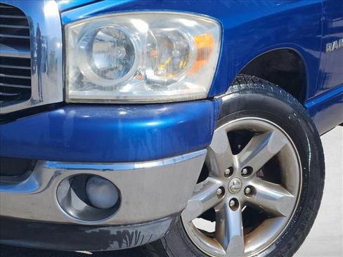 Used 2008 Dodge Ram 1500 Truck SLT image 3