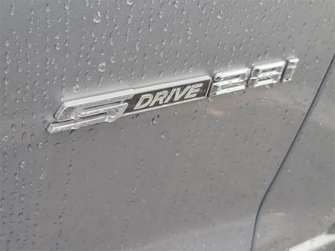 Used 2016 BMW X3 sDrive28i image 8