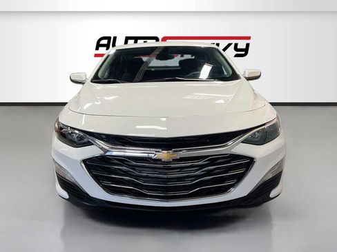 Used 2023 Chevrolet Malibu LT FWD image 2