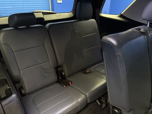 Used 2019 Chevrolet Traverse LT w/ LT Premium Package FWD image 27